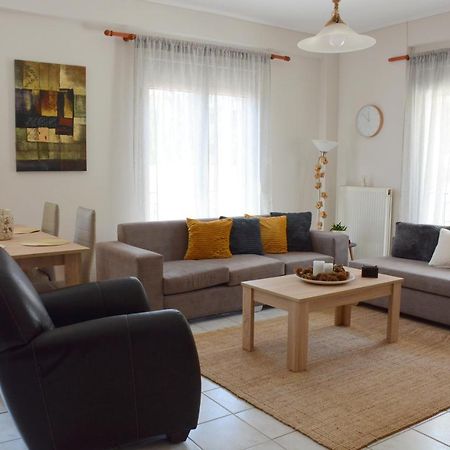 M Home Place Palio Limani Buitenkant foto